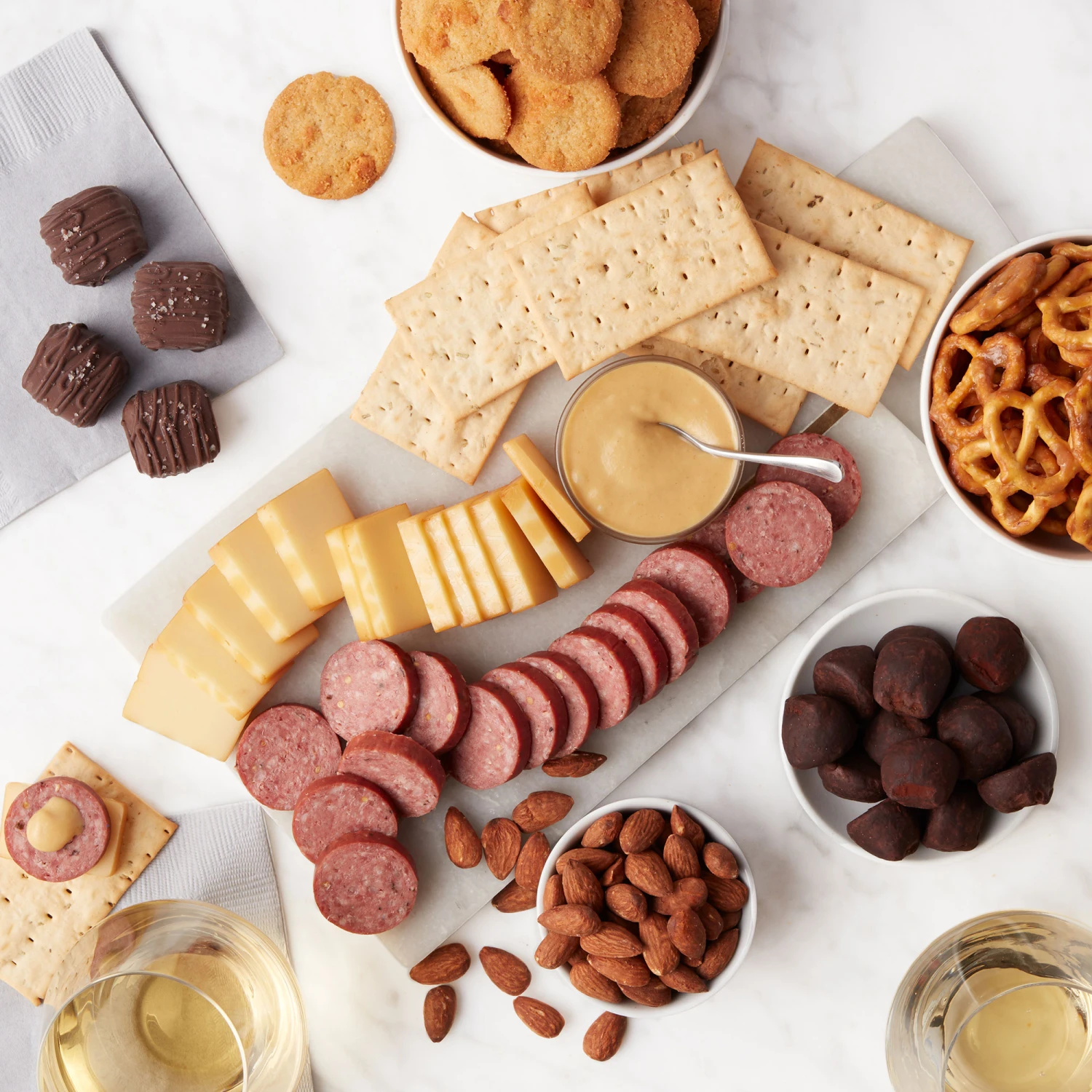 California Gourmet Wine Gift Basket 4 California Gourmet Wine Gift Basket - Image 2