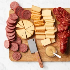 Classic Bites & Board Gift Set 7 Classic Bites & Board Gift Set -HICKORY FARMS Sales classic bites and board gift set 000961 1.2 1