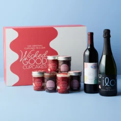 Cupcake 6-Pack & Red Blend + Blanc De Blanc -HICKORY FARMS Sales cupcake 6 pack wine gift set 003570 2 2
