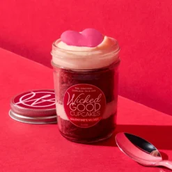 Date Night Cupcake 2-Pack & Rosé Gift Set -HICKORY FARMS Sales valentines velvet cupcake jar 003583 label red